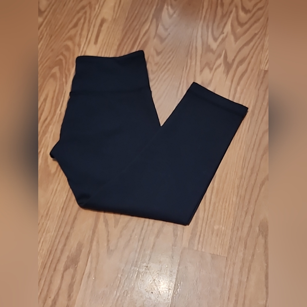 Euc lululemon capris legging size‎ 4 1 snack pocket